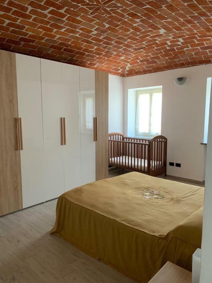 Вилла Takapradalu Cisterna d'Asti Экстерьер фото